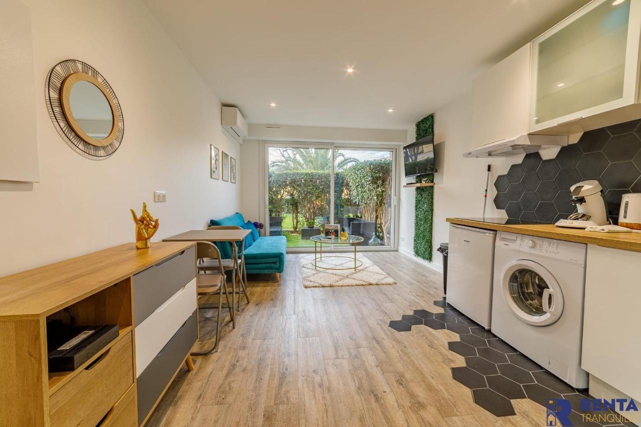 Apartmán Le Provencal - Wi-Fi - Parking Fréjus Exteriér fotografie